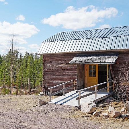 Mittjas Vallen Timber Lodge & Cabins Edsbyn Esterno foto