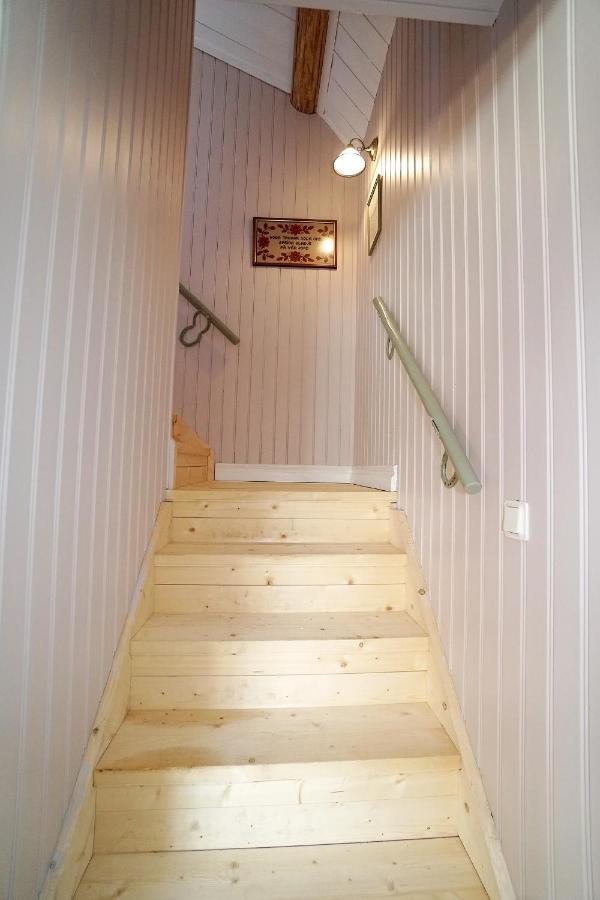 Mittjas Vallen Timber Lodge & Cabins Edsbyn Esterno foto